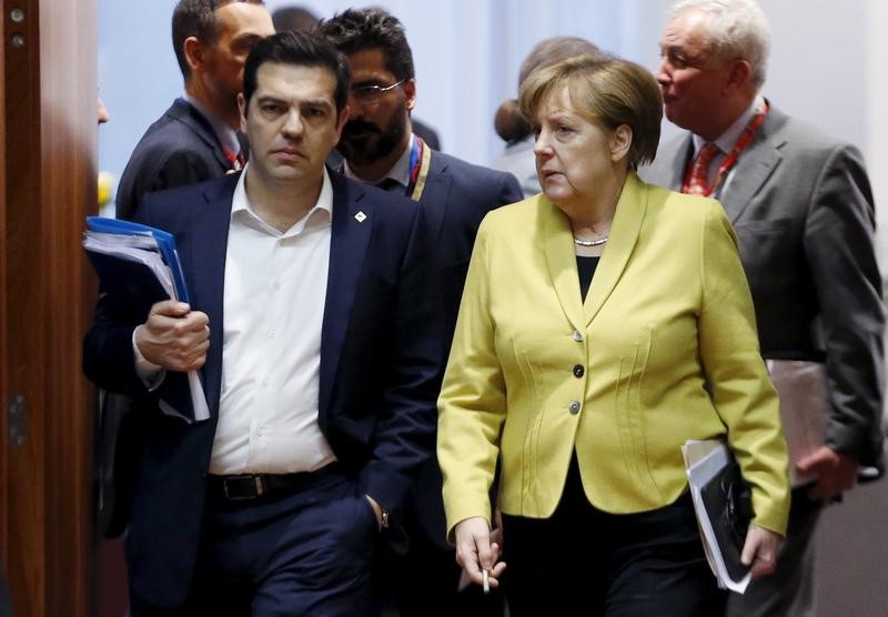  Merkel e Tsipras irão discutir a situação financeira de Grécia em 16 de Dezembro1